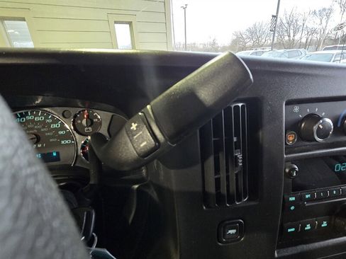 Used 2011 Chevrolet Express 3500 LT w/ LT Preferred Equipment Group image 17