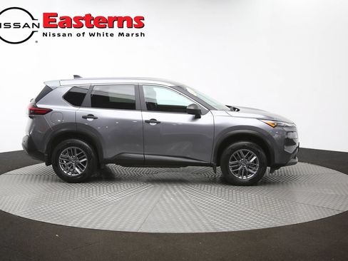 Used 2023 Nissan Rogue S AWD/4WD image 47
