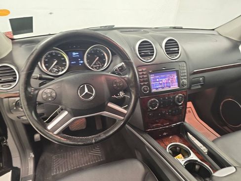 Used 2012 Mercedes-Benz GL 450 4MATIC w/ Premium 1 Pkg image 6