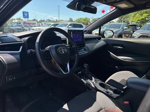Used 2023 Toyota Corolla SE w/ SE Premium Package FWD image 13