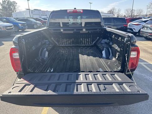 New 2026 GMC Canyon Elevation w/ Convenience Package image 24