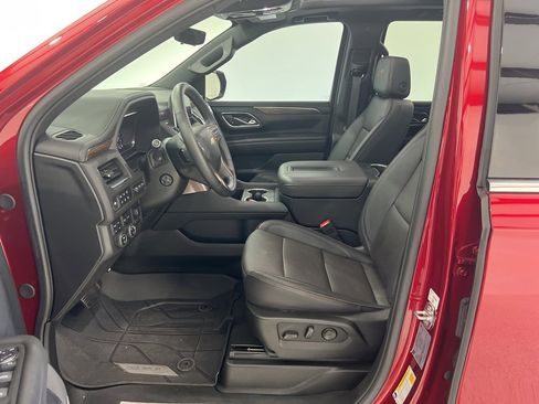 Used 2024 Chevrolet Tahoe High Country image 18