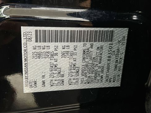 Used 2023 Nissan Rogue S image 33