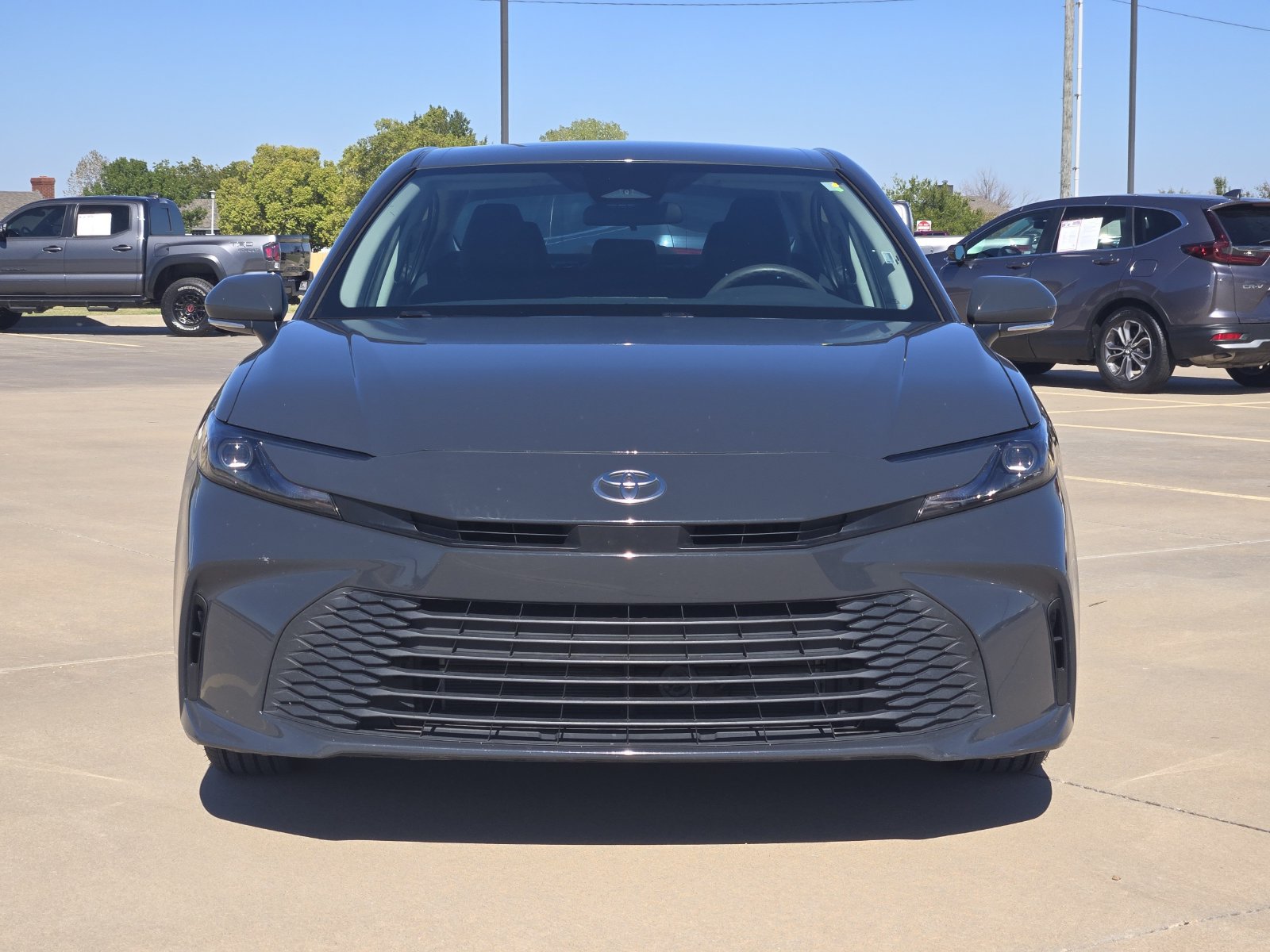 Used 2025 Toyota Camry LE FWD image 6