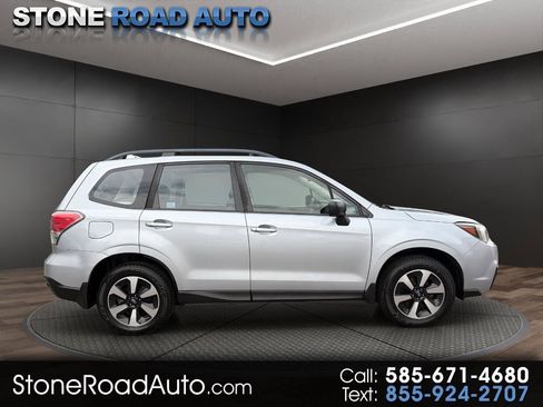 Used 2017 Subaru Forester 2.5i w/ Alloy Wheel Package AWD/4WD image 1