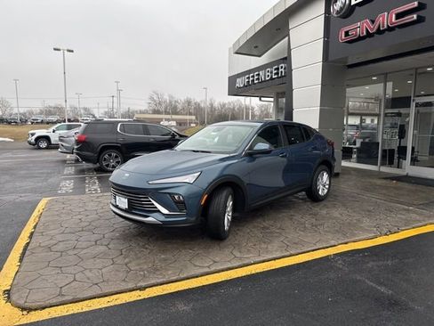 New 2026 Buick Envista Preferred w/ Convenience II Package image 2