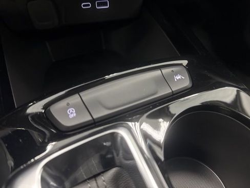 New 2026 Chevrolet Trax LT w/ Driver Confidence Package image 19