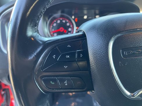 Used 2020 Dodge Charger SXT w/ Driver Convenience Group image 16