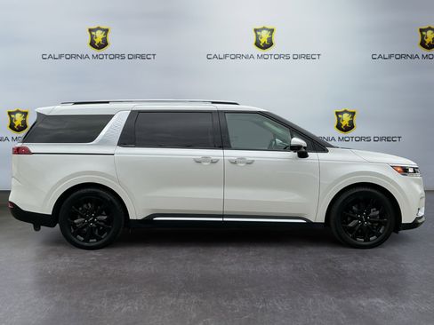 Used 2022 Kia Carnival SX Prestige image 4