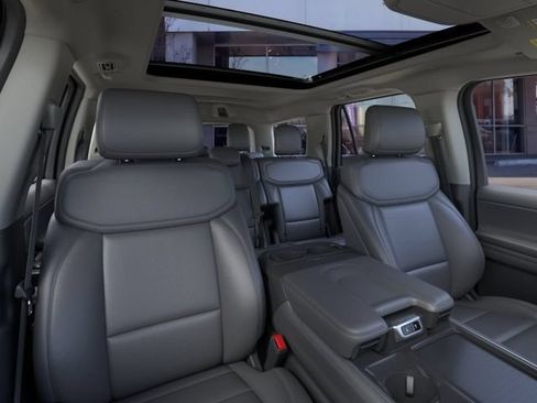 Used 2026 Ford Expedition Active AWD/4WD image 10