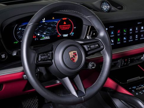 Certified 2025 Porsche Cayenne E-Hybrid AWD/4WD image 14