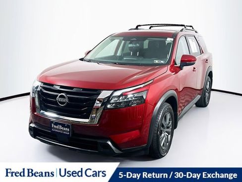 Certified 2023 Nissan Pathfinder SV w/ Cargo Package image 3