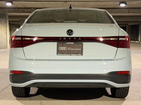 Used 2025 Volkswagen Jetta Sport FWD image 10