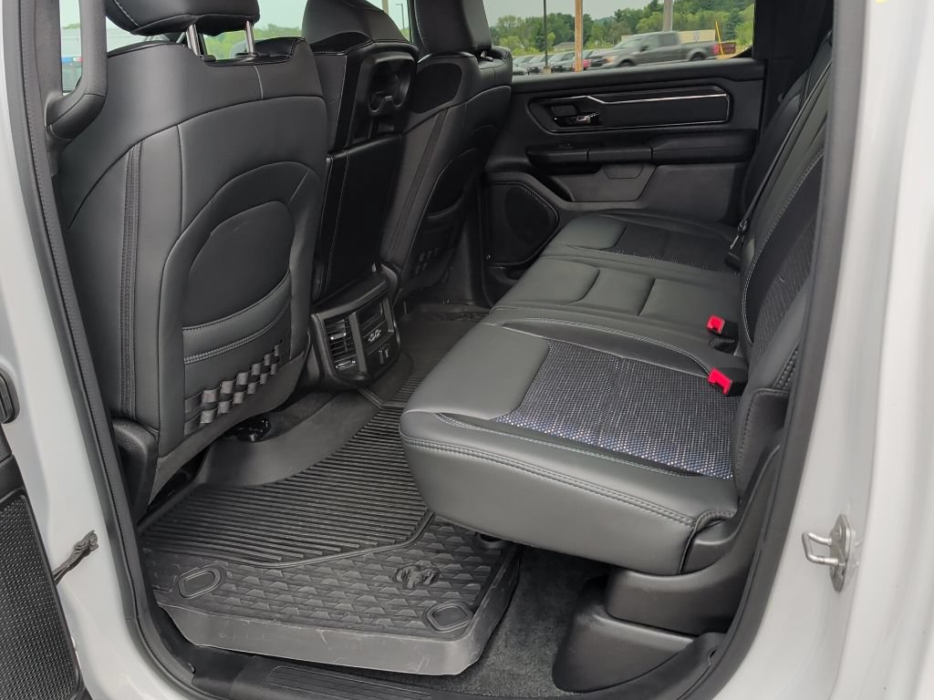 Used 2023 RAM 1500 Big Horn AWD/4WD image 37