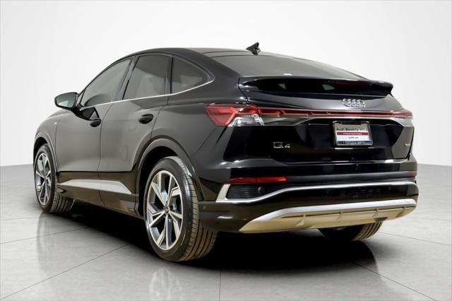 Certified 2024 Audi Q4 e-tron Premium Plus w/ Premium Plus AWD/4WD image 3