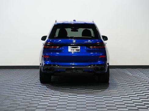 Used 2025 BMW X7 M60i AWD/4WD image 7