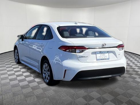 Used 2024 Toyota Corolla LE FWD image 4