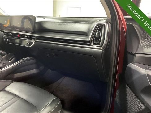 Used 2025 Kia Sorento EX w/ Panoramic Sunroof Package FWD image 19