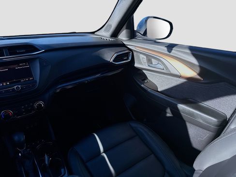 Used 2023 Chevrolet TrailBlazer ACTIV image 21