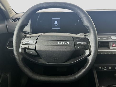 Used 2025 Kia K4 FWD image 18