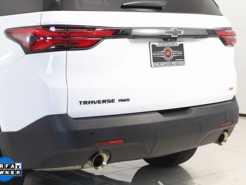 Used 2023 Chevrolet Traverse RS image 24