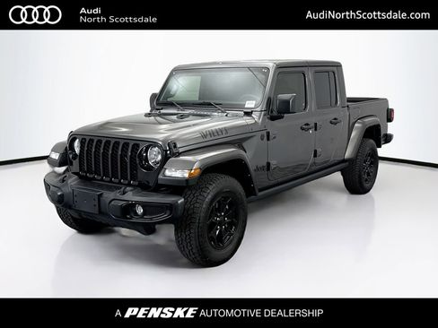 Used 2021 Jeep Gladiator Sport image 1
