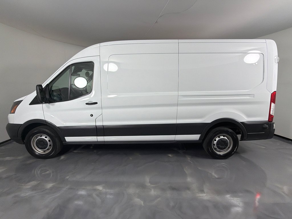 Used 2018 Ford Transit 250 148 Medium Roof RWD image 8