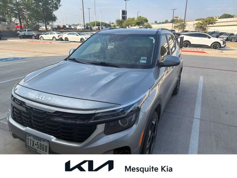 Certified 2024 Kia Seltos EX FWD image 1