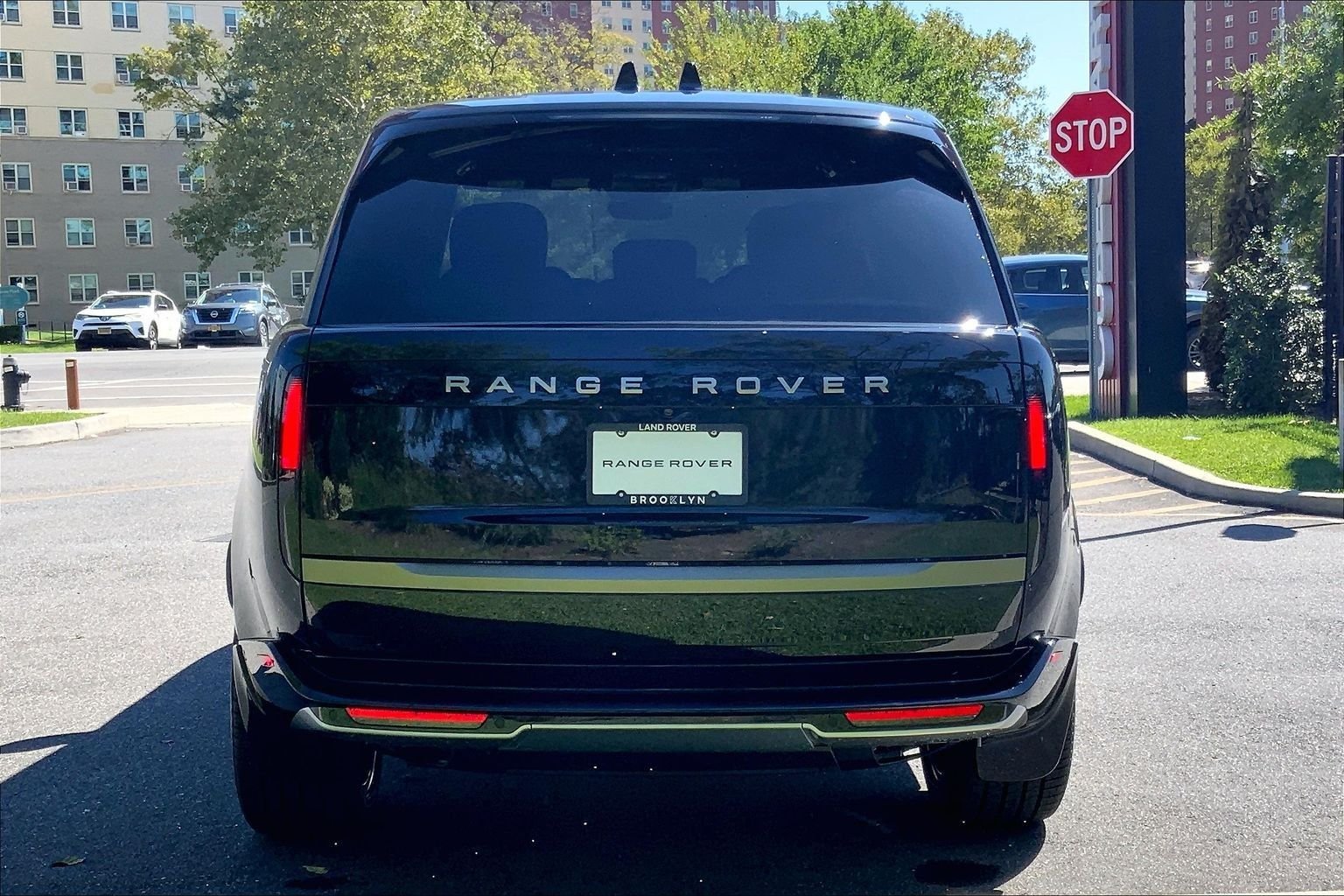 New 2027 Land Rover Range Rover SE AWD/4WD image 4