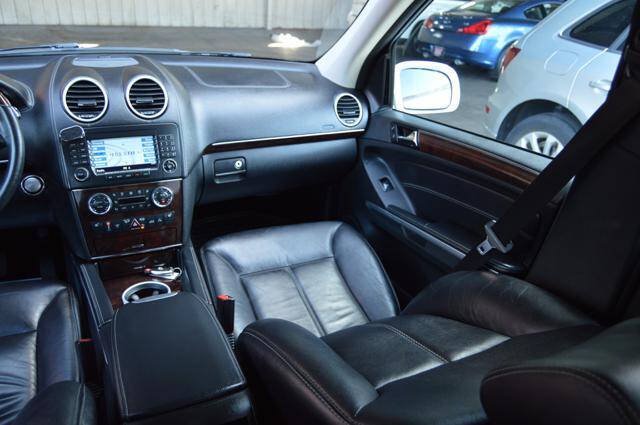 Used 2008 Mercedes-Benz GL 550 4MATIC image 43
