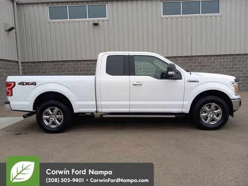 Used 2018 Ford F150 XLT w/ Equipment Group 302A Luxury image 2