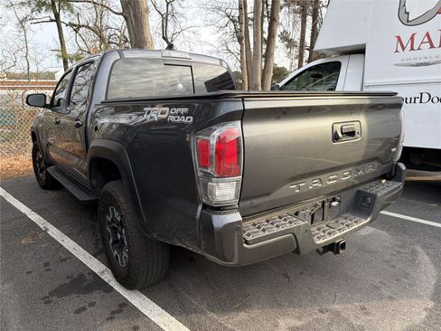 Used 2023 Toyota Tacoma TRD Off-Road w/ TRD Premium Off Road Package image 7