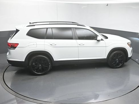 Used 2024 Volkswagen Atlas SE FWD image 49