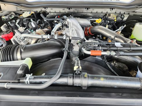 New 2026 Ford F350 Platinum w/ Tremor Off-Road Package AWD/4WD image 22