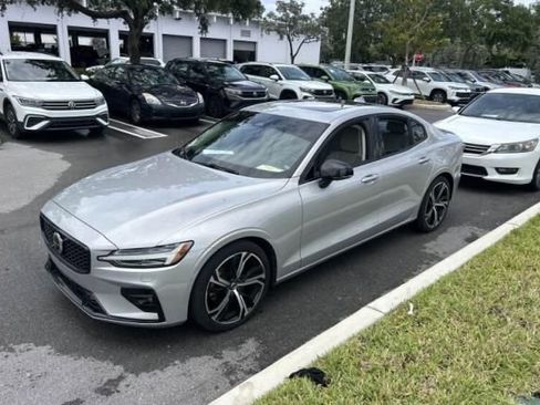 Used 2024 Volvo S60 B5 Plus w/ Climate Package FWD image 1