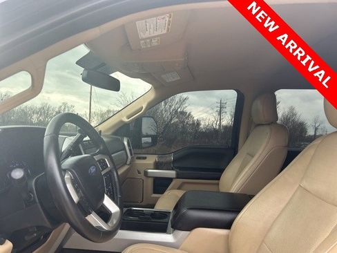Used 2019 Ford F350 Lariat w/ Lariat Value Package image 11