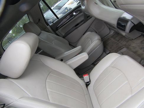 Used 2016 Buick Enclave Premium w/ Experience Buick Package image 6