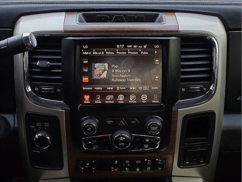 Used 2016 RAM 2500 Laramie image 10