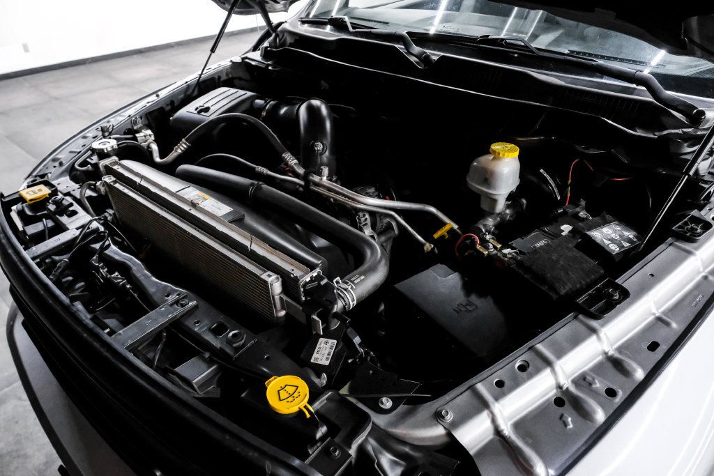 Used 2021 RAM 1500 Classic SLT AWD/4WD image 57
