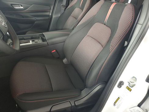 New 2026 Nissan Sentra SR w/ Floor Mat Package image 12