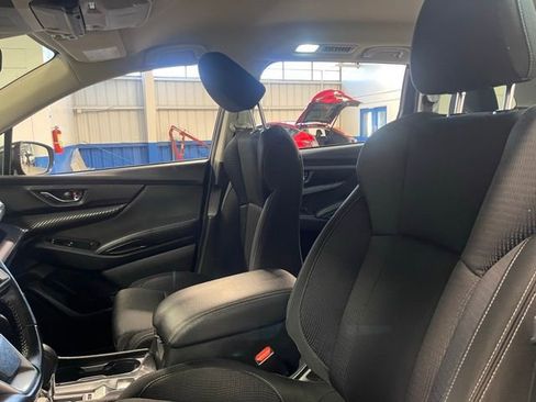 Used 2024 Subaru Ascent Premium image 23