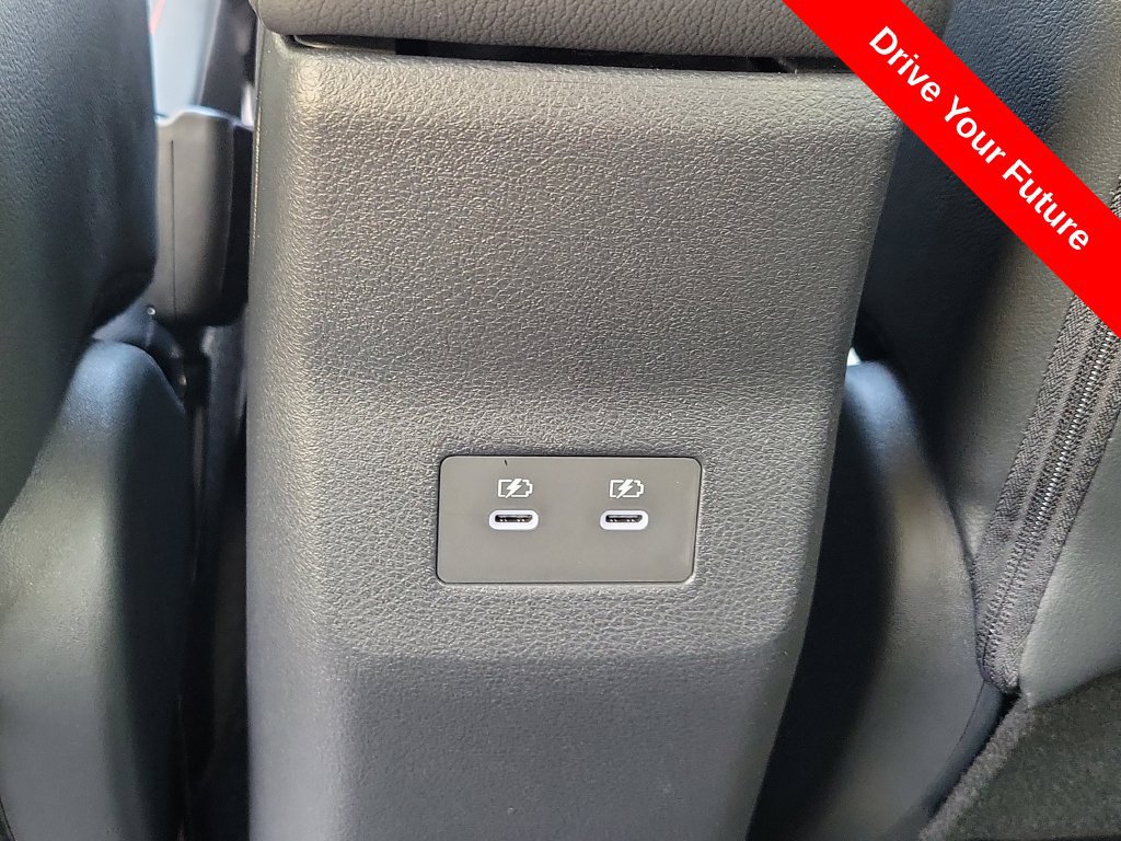 Used 2026 Nissan Kicks SR w/ Illumination Package FWD image 24