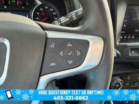 Used 2022 GMC Terrain SLE image 16