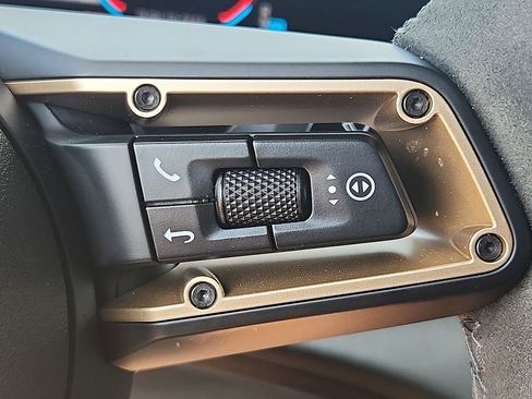 Certified 2025 Porsche Taycan 4S image 22