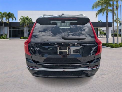 Used 2025 Volvo XC90 T8 Plus w/ Protection Package Premier image 6
