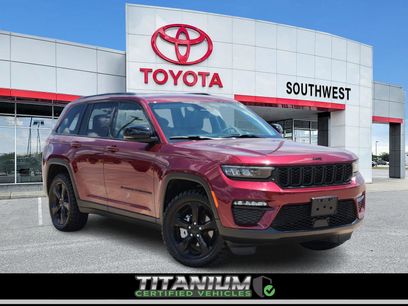 Used 2023 Jeep Grand Cherokee Limited w/ Black Appearance Package