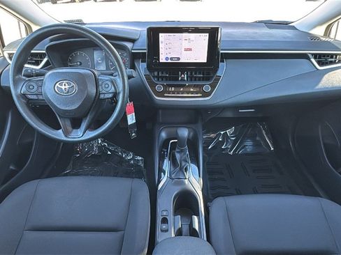 Certified 2025 Toyota Corolla LE image 24