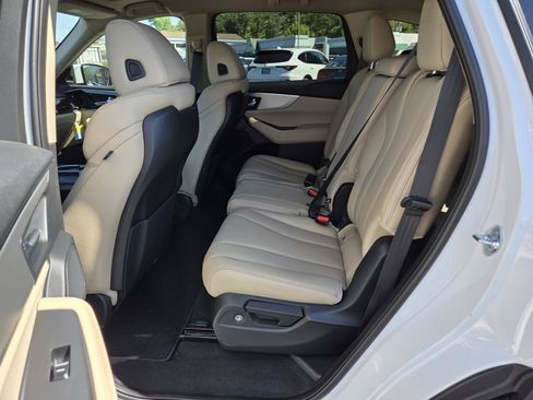 New 2026 Acura MDX SH-AWD image 10