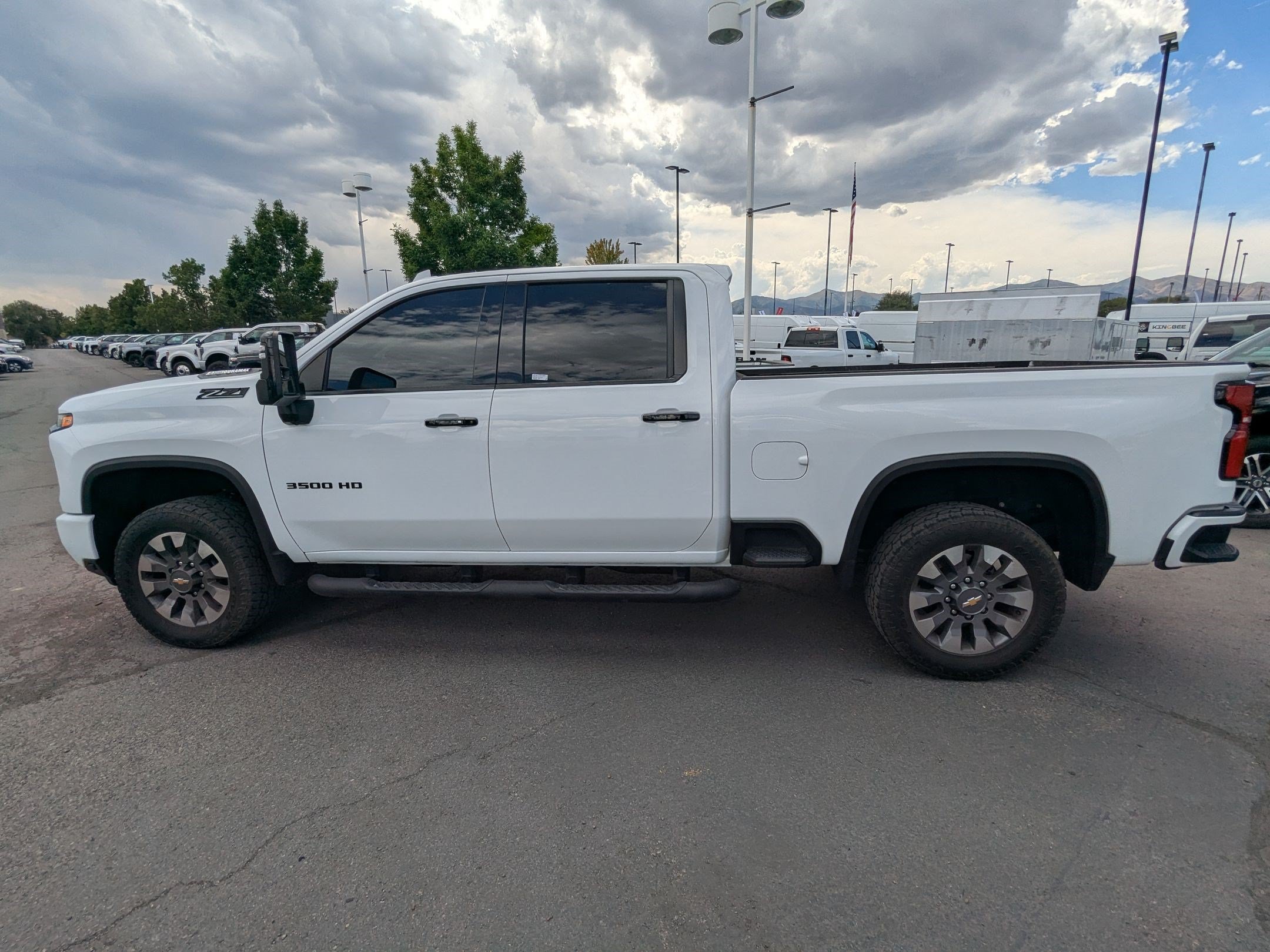 Used 2024 Chevrolet Silverado 3500 LTZ w/ LTZ Plus Package AWD/4WD image 9