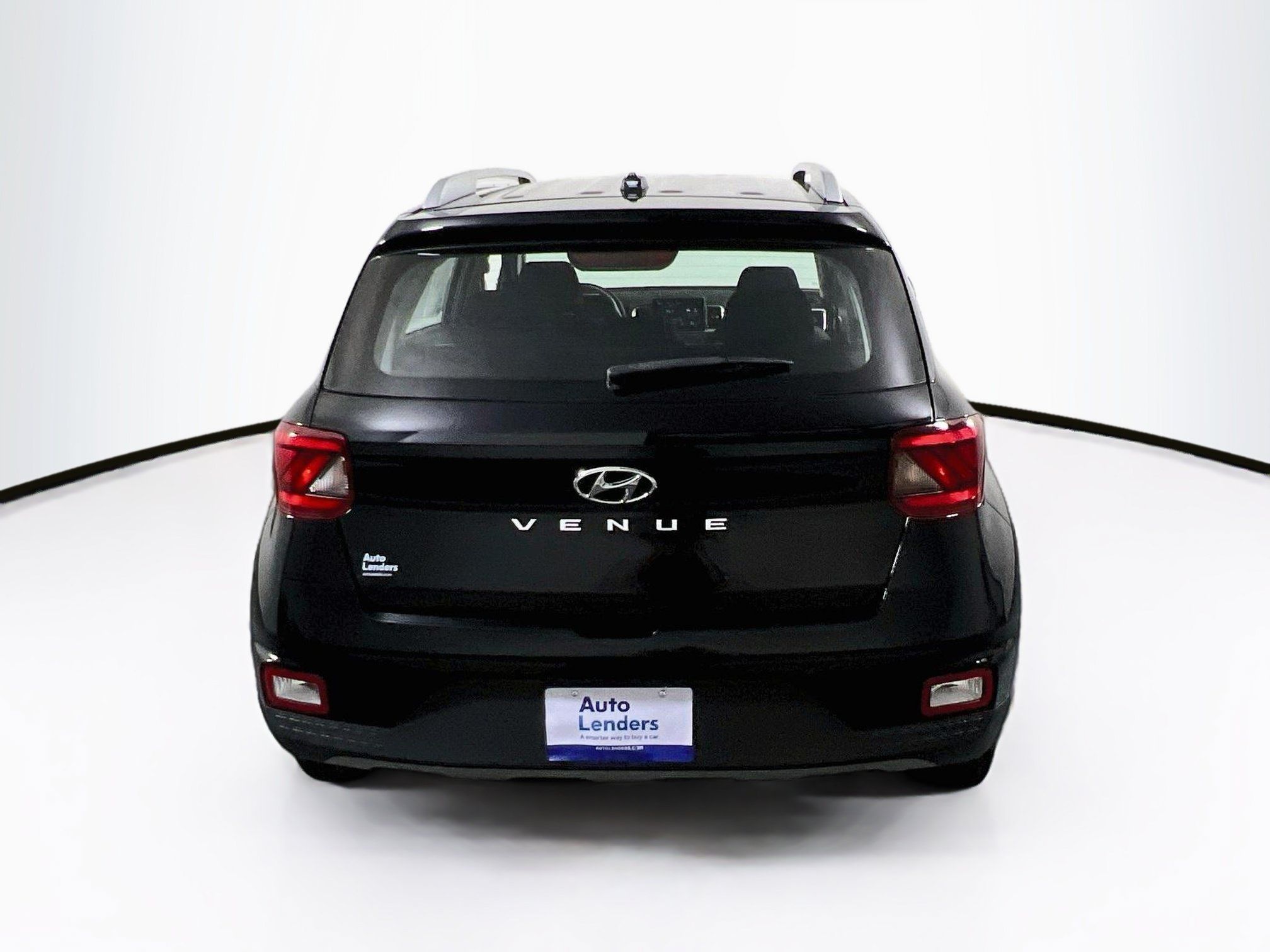Used 2023 Hyundai Venue SEL FWD image 6
